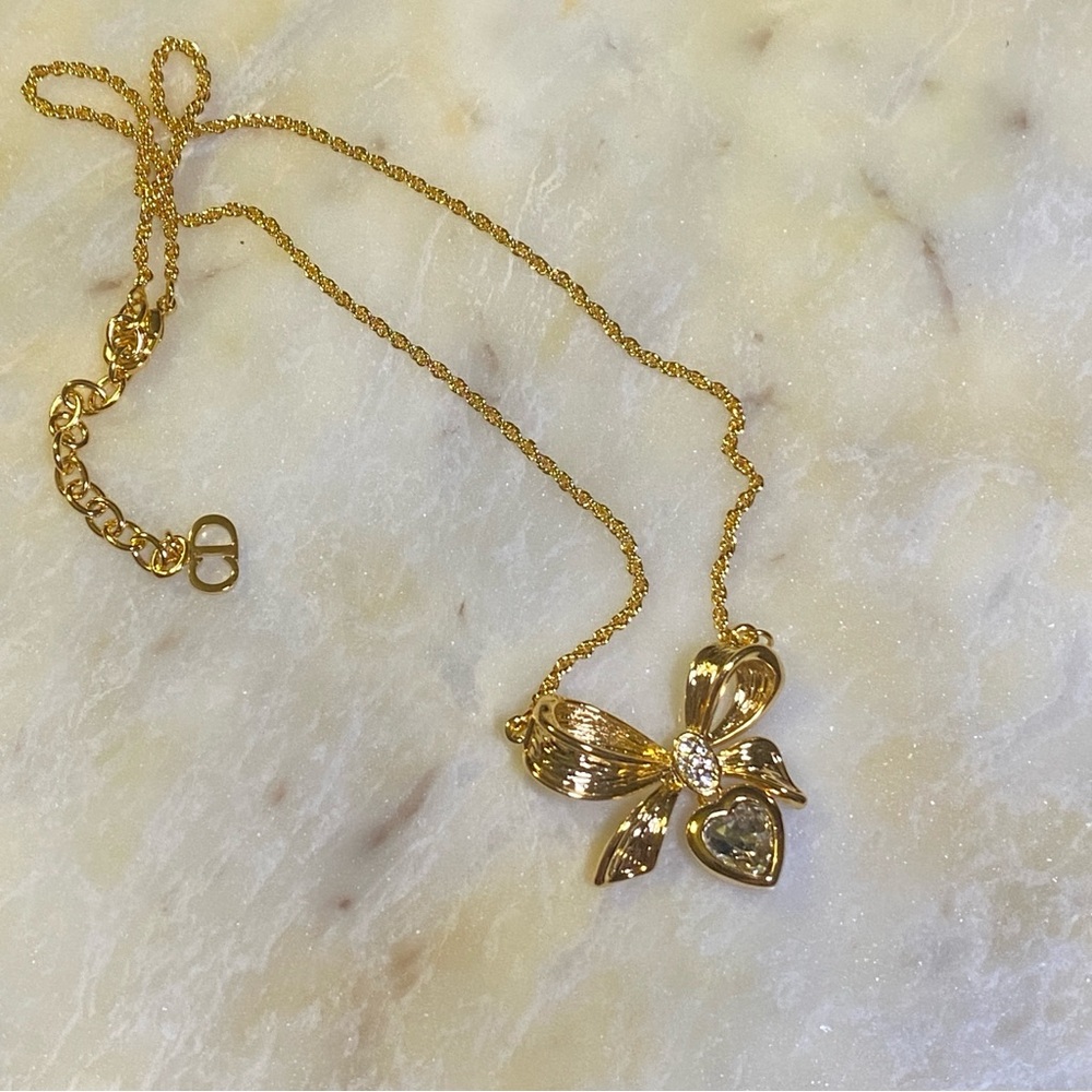 Vtg Dior necklace